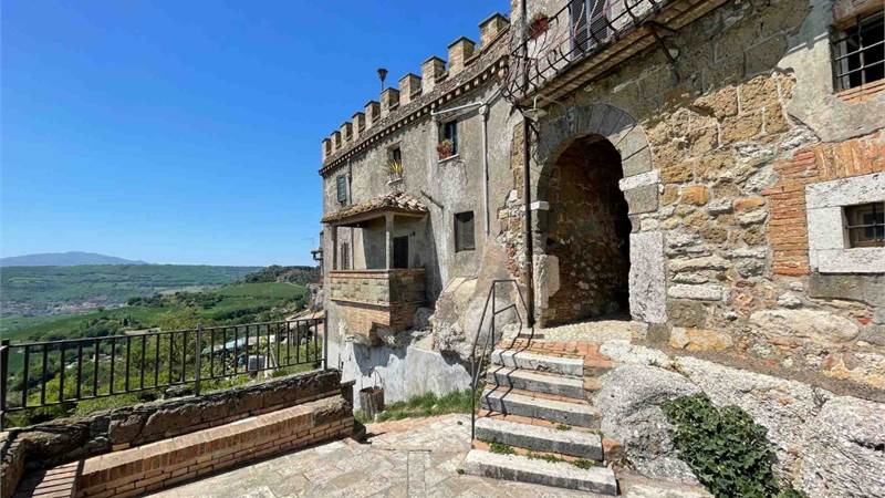 **Appartamento  con Vista Panoramica sul Tevere**